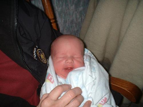 ds#4 - hospital, less tha 12 hours old
