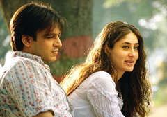 Kareena and Vivek in Yuva - Kareena loos so hot in Yuva. She is without much make-up in the movie and yet she looks very sexy. Thats why I love her.