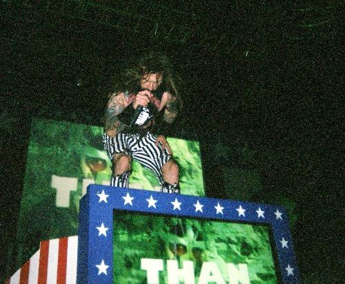 rob zombie live!!!!! - This is a picture I took of Rob Zombie live in the summer of 2006! It was an amazing show!!!