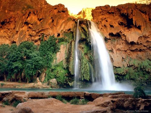 Waterfall - A beautiful waterfall.