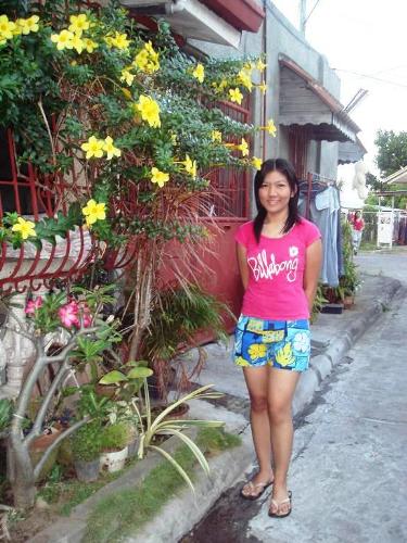 simply me... - the way i am.. a shy-type kind of person...
