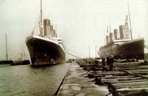 Olympic Titanic - Titanic and Olympic in dock