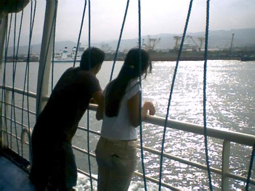 Going back home.. - Taken a year ago on a ship going back to Cebu from Ormoc.. It was a fun trip, we stayed there almost a week, that's the time I went out of Cebu since 1997 I think..