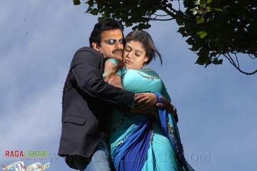 Nayantara  - romancing couple