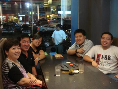 @tempura tomas morato - family dinner at tempura tomas morato. we are actually 6 in the family but one of my sisters is in the province during this time.