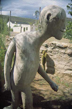 Old man scupture. - A sculpture of an old man.
