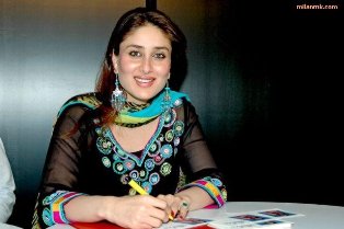 indian - ethnic indian suits look great on her