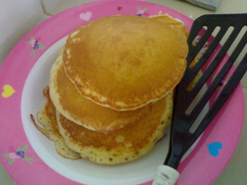 My first attempt at making pancakes:p - Freshly made pancakes :)