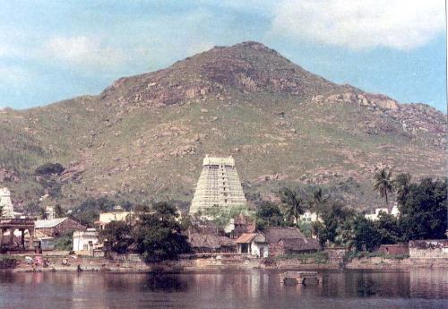 Holly mount in Tamilnadu of India - This holy mount is connected with soul-spurana of Lord shiva, and many more saints living and lived near it. The famous holy pilgrims of indian place is nice sculpture one.