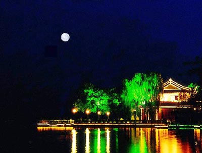  scenery - a moonlit scene in Hangzhou