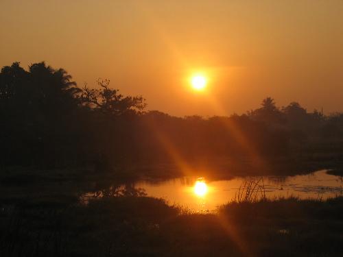 Sunrise - A beautiful sunrise near the lake