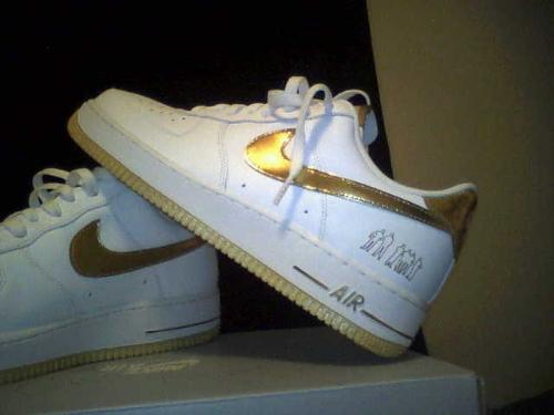 AF1s-2 - Just another pic of the AF1s.