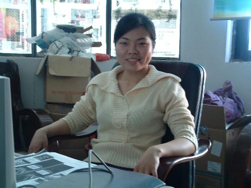 real me - the photo i took in office, my colleague took it for me. i have a happy time on my work and with my colleague. i like the life now i have.i will do my best on my work ,and get well with my colleague.