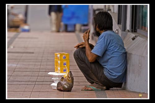 Maple Leaf - This guy is begging for food or money. I wonder who gave him maple leaf food.