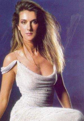 celine dion - she is the gr8test singer ever....i really like her songz....