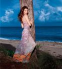 celine dion - I just love her. She has to be one of the most talented singer today. The power of her voice is amazing. I wish I could sing like that. So much emotion.