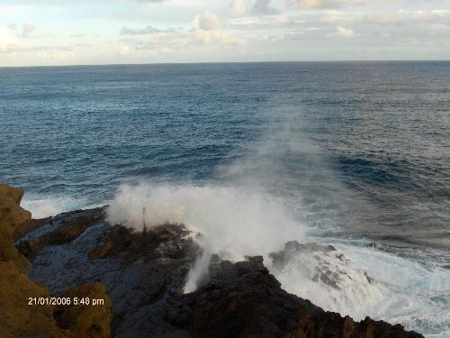 blow hole south shore - blow hole a blowin south shore oahu. many people get sucked in by the back pressure of the water going out causes a vacuum, after the blow hole sprays it sucks air and water back in like a vacuum cleaner. about one mostly guys a month get sucked in. if they are lucky they get blown out by the next wave.