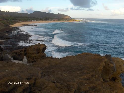 oahu north shore - calm day on the north shore of oahu, the waves can become huge here. sometimes the pipeline hits 30'. then there is jaws with 50' plus waves they are unreal in person.
