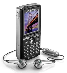 Sony Ericsson k750i - The Sony Ericsson k750i, undoubtedly the best phone out there for the average mobile user, packed with a 2-megapixel camera with autofocus, mp3 player, FM radio, and more..!