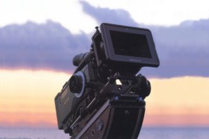Photo of a camera being used for specific purposes - Is this a camera or bird observation equipment?