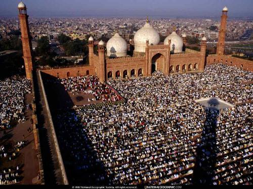 pakistan - pakistan is an wonderful place. this building is located in lahore, pakistan.