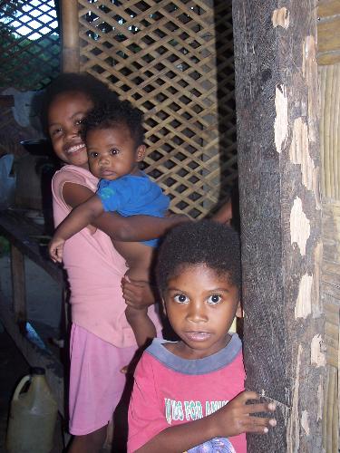 Aeta children - As far as i know these people are the ancestors of the modern day filipinos, small in size and quite different, but they are one of the most hospitable, peaceloving people i've ever met