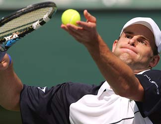 andy roddick serving - andy roddick leads the US team for DAVIS CUP TENNIS Tournament andy roddick serving - andy roddick leads the US team for DAVIS CUP TENNIS Tournament