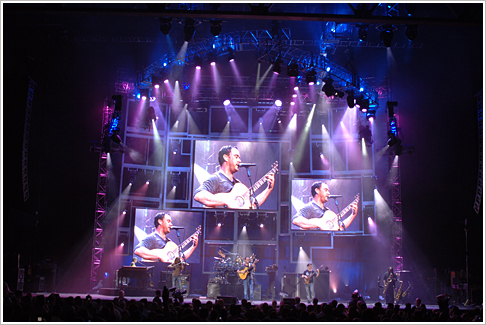 Dave Matthews Band - Dave Matthes Band in concert