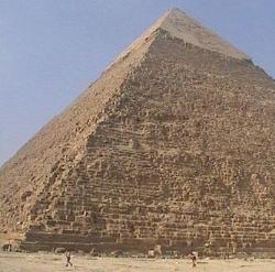 one Pyramid in Giza - one Pyramid in Giza
