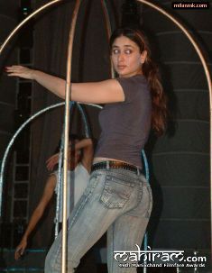 Again at a shooting practising dance - Kareena Kapoor comes from an old and influential film family. Her grandfather was Raj Kapoor; her great grandfather was Prithviraj Kapoor.