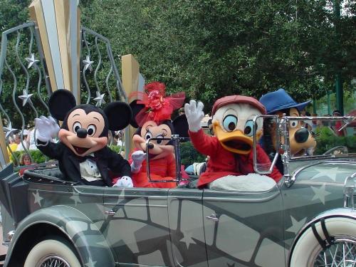 disney channel - mickey and friends