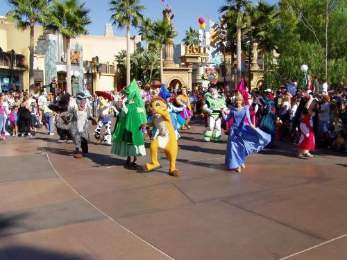 disney channel - mickey and friends