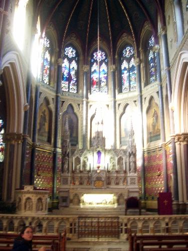 Downtown Drogheda - A walking tour of Drogheda, which is half n hour north of Dublin. It is a medieval town with many beautiful cathedrals, a river front, and the remains of St Oliver Plunket.