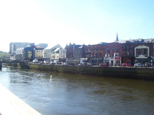 Downtown Drogheda - A walking tour of Drogheda, which is half n hour north of Dublin. It is a medieval town with many beautiful cathedrals, a river front, and the remains of St Oliver Plunket.