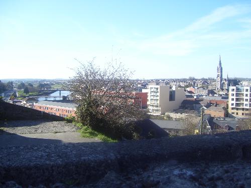 Downtown Drogheda - A walking tour of Drogheda, which is half n hour north of Dublin. It is a medieval town with many beautiful cathedrals, a river front, and the remains of St Oliver Plunket.