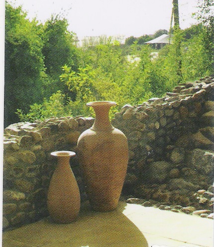 Jar - A jar is the traditional container use to pitch water from the well from long long time ago.