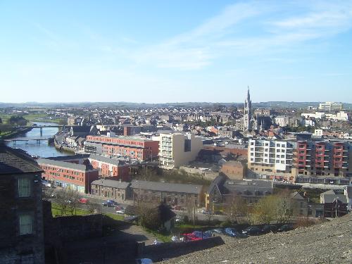 Downtown Drogheda - A walking tour of Drogheda, which is half n hour north of Dublin. It is a medieval town with many beautiful cathedrals, a river front, and the remains of St Oliver Plunket.