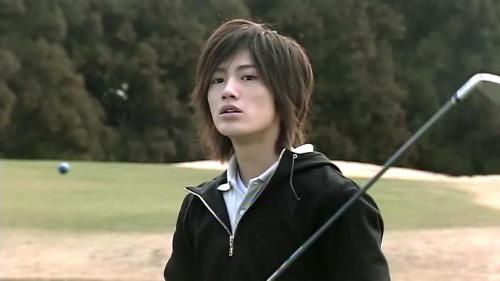 jin - jin playing golf in anego