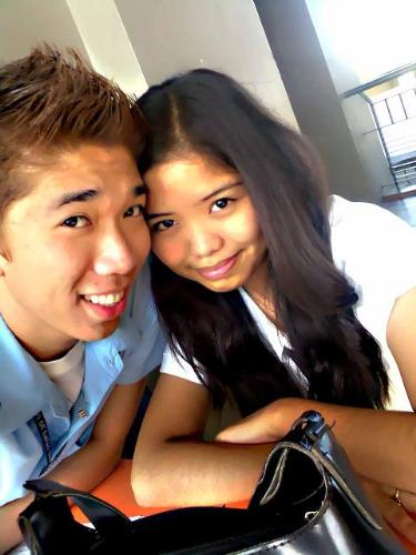 with my friend - ateneo BS-IT students.. i'm with my classmate ed..