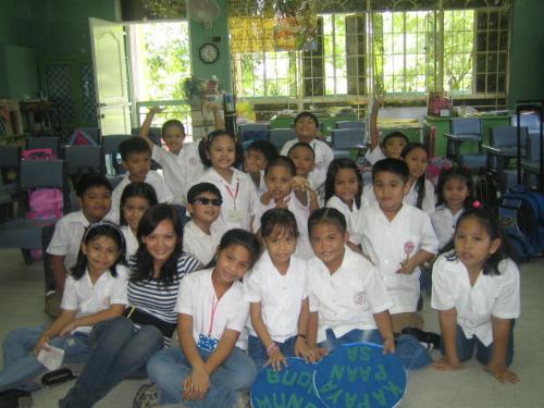 Teacher Hannah and her Class - These are my students. =) Grade Two, UP Integrated School.