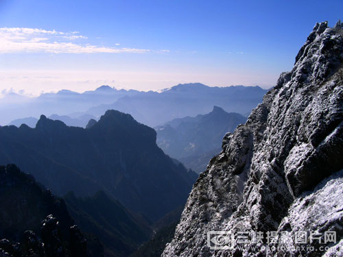 shennongjia,do you visit it before? - shennongjia is situated in fangxian County,in western Hubei Province,in my motherland China, covering an area of3,250square kilometers.do you visit it before,and do you wish to visit China?