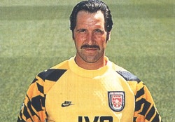 Seaman - This is the best goalkeeper of The Arsenal