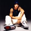 eminem - What a pose.....and a great costume with his hip-hop cap !!!