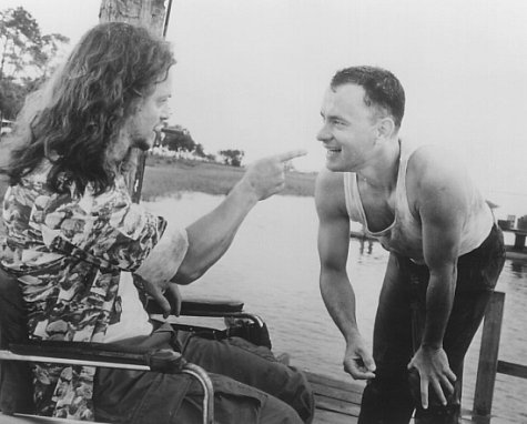 Forrest and the old man speaking - Forrest Gump and the old man speaking
