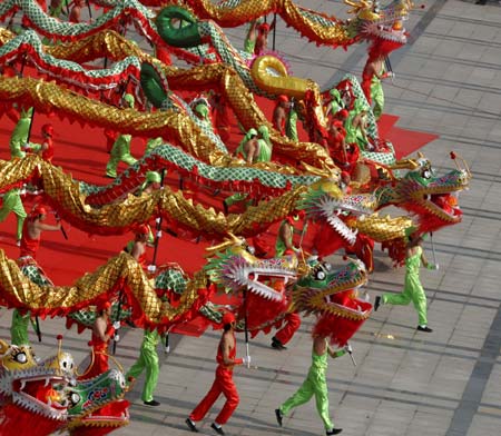Dragon dance - Dragon dance for peony festival in Henan