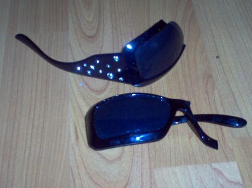 Broken sunglasses! - My most recent broken pair of sunglasses...they fell off my head in Vegas and I HAD to buy a new pair...ahh man! LOL