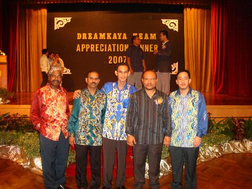 SwissCash group - Taiping group with Amir Hassan our mentor