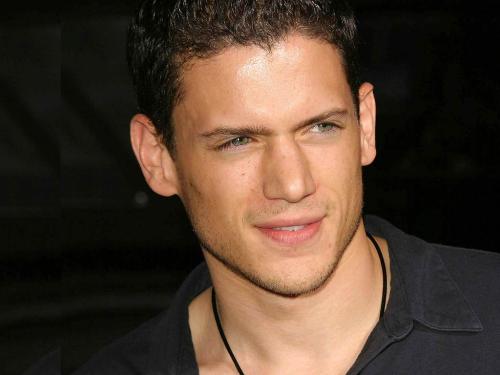 wentworth  - is he handsome?
