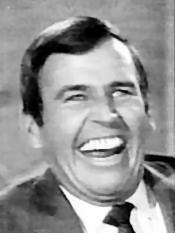 Uncle Arthur - Image of Uncle Arthur played by Paul Lynde from the tv show Bewitched