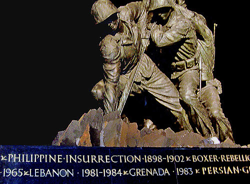 iwo jima memorial - I was lucky to have come close and saw Philippines there. I knew I just had to take a shot.